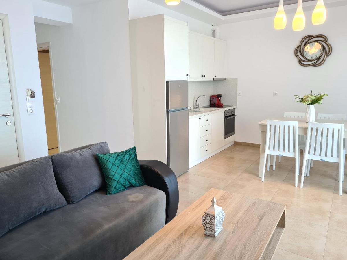 Bella Mare Luxury Apartments Kalamaki  Exterior photo